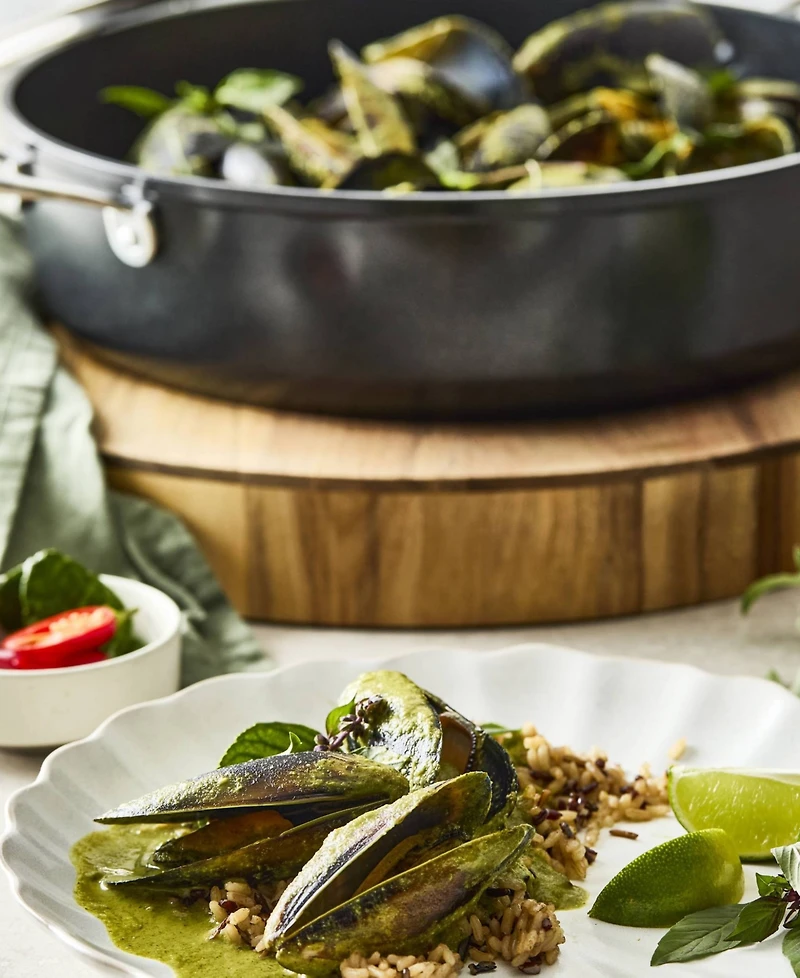 Cuisine::pro Green Stone 6.1-Quart Ultimate Pan with Lid