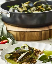 Cuisine::pro Green Stone 6.1-Quart Ultimate Pan with Lid