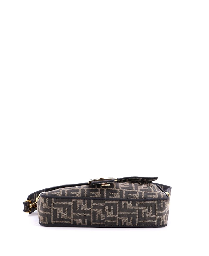 Pre-Owned Fendi Medium Baguette Nm Bag Zucca Canvas
