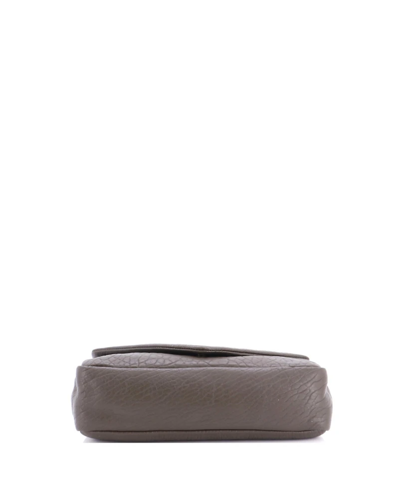 Pre-Owned Saint Laurent Medium Calypso Flap Bag Leather