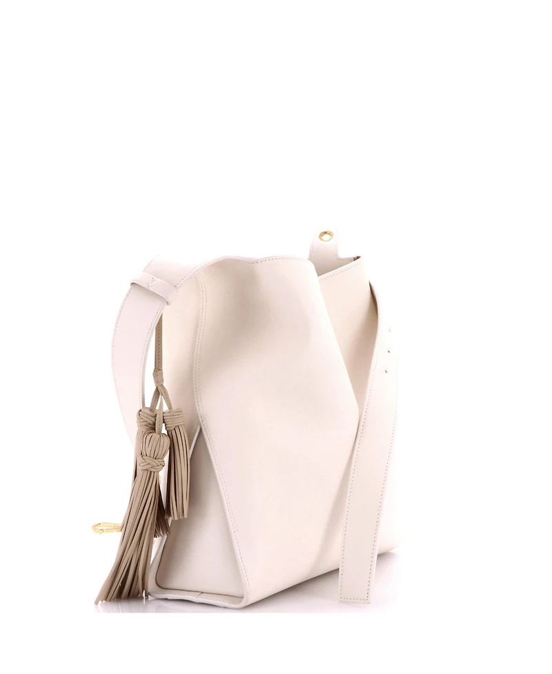 Pre-Owned Givenchy Medium Day Hobo Leather