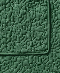 Seventh Studio Holly Pinsonic Quilted 3-Piece Quilt Set