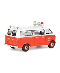 Greenlight 1/64 1969 Ford Econoline Ambulance, Los Angeles Fire Department, Fire and Rescue Series 5