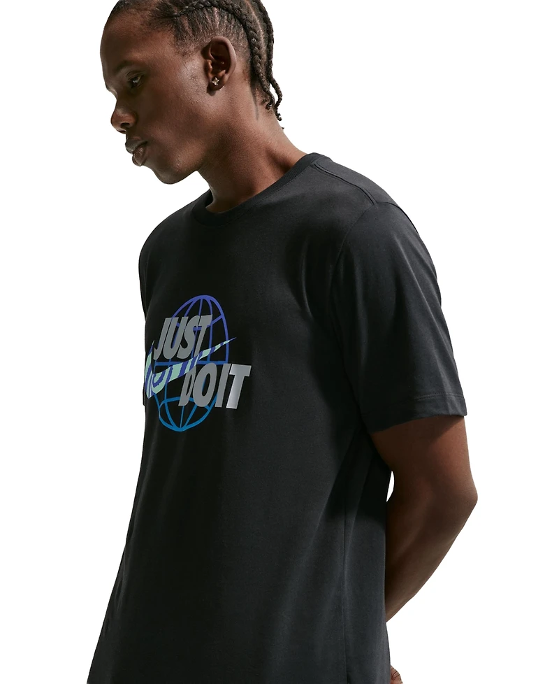 Nike Men's Sportswear Graphic T-Shirt