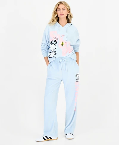 Peanuts Juniors' Snoopy Woobie Wide-Leg Fleece Pants