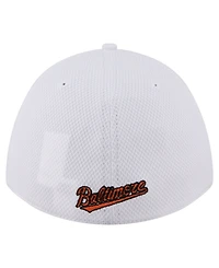 New Era Men's White Baltimore Orioles Cut n Sew 39THIRTY Flex Hat
