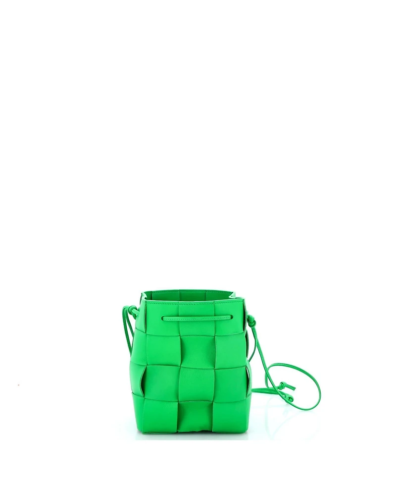 Pre-Owned Bottega Veneta Small Cassette Bucket Bag Maxi Intrecciato Leather