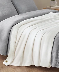 Ugg Avery Reversible Throw, 50" x 70"