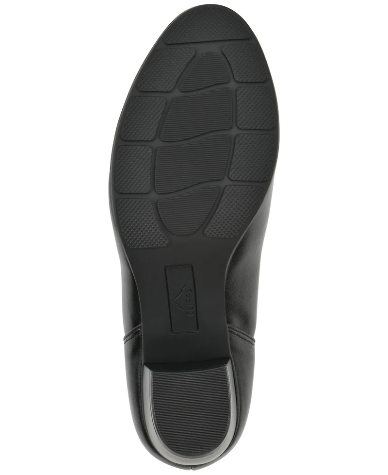 Cliffs by White Mountain Women's Anstey Slip-On Booties