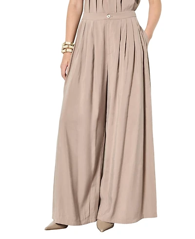 Apricot Women's Pleat Detail Super Wide Trouser