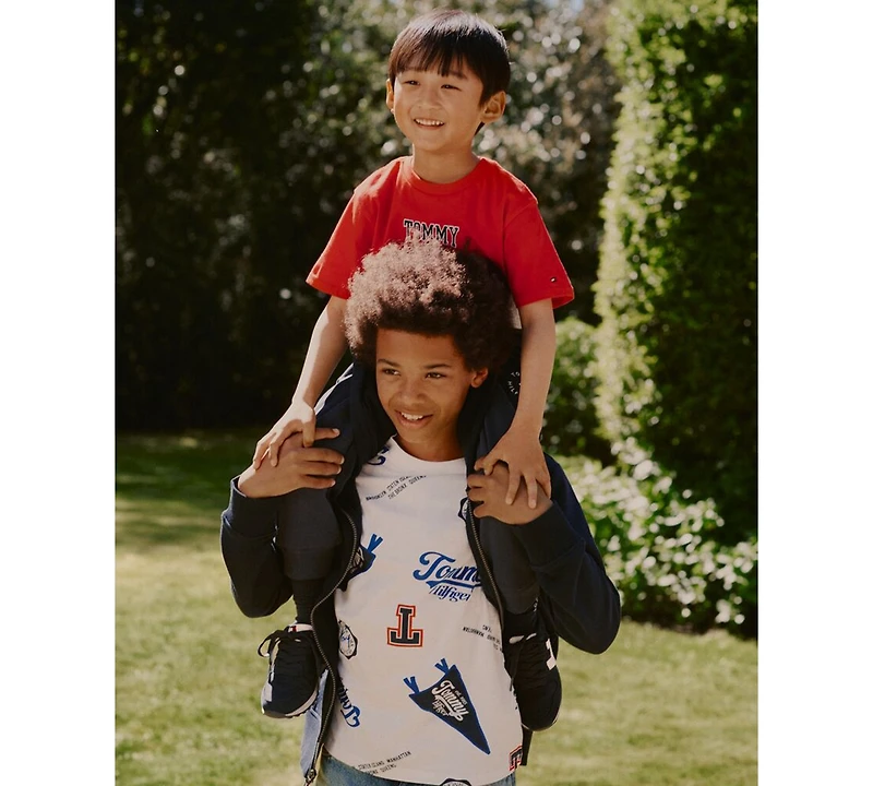 Tommy Hilfiger Boys' 8-20 Collegiate Aop Short-Sleeve T-Shirt