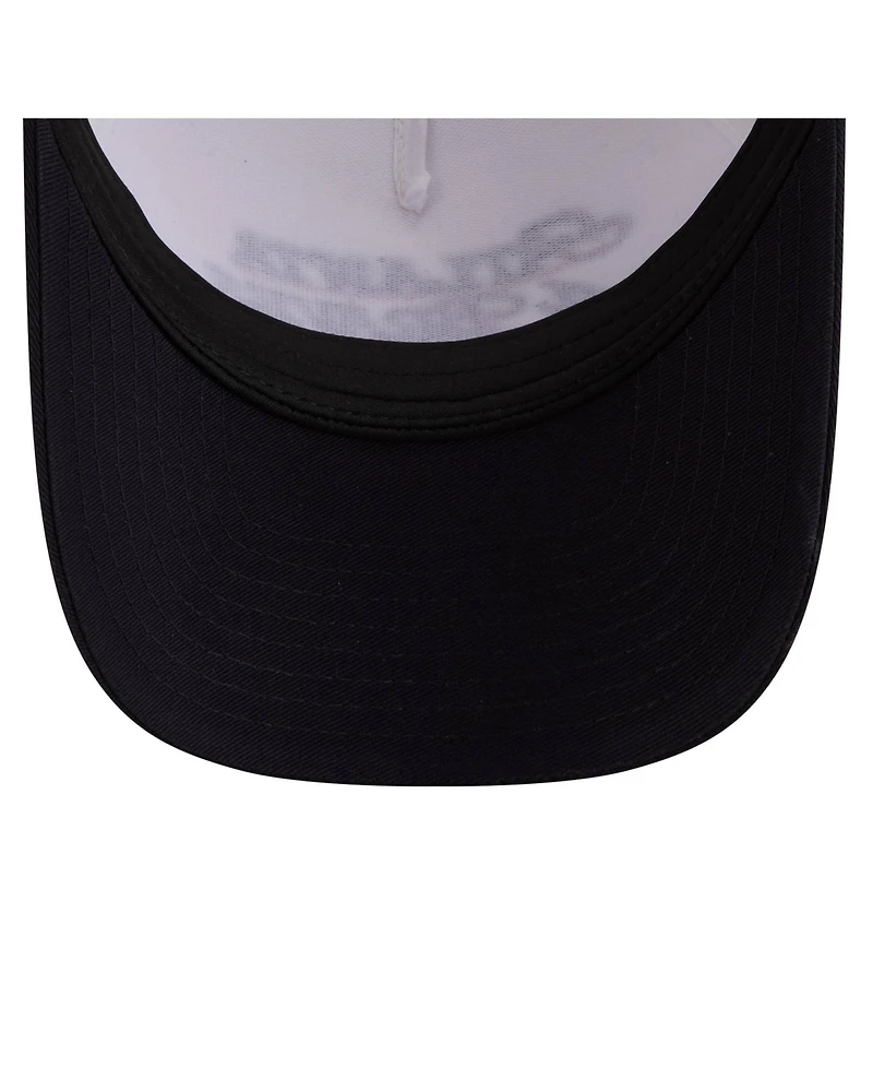 New Era Women's Light Beige/Navy Atlanta Braves Retro 9FORTY M-Crown A-Frame Trucker Adjustable Hat
