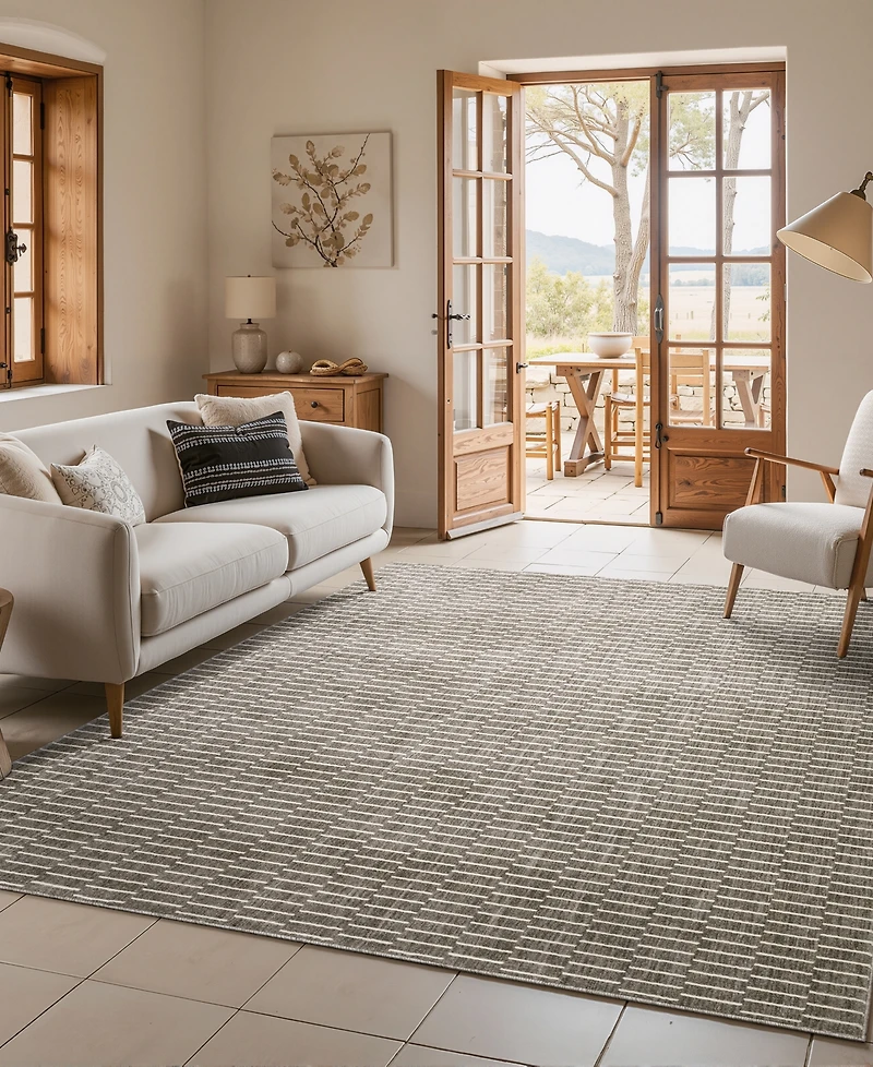 Oriental Weavers Oliver OLV03 6'7"x9'6" Area Rug