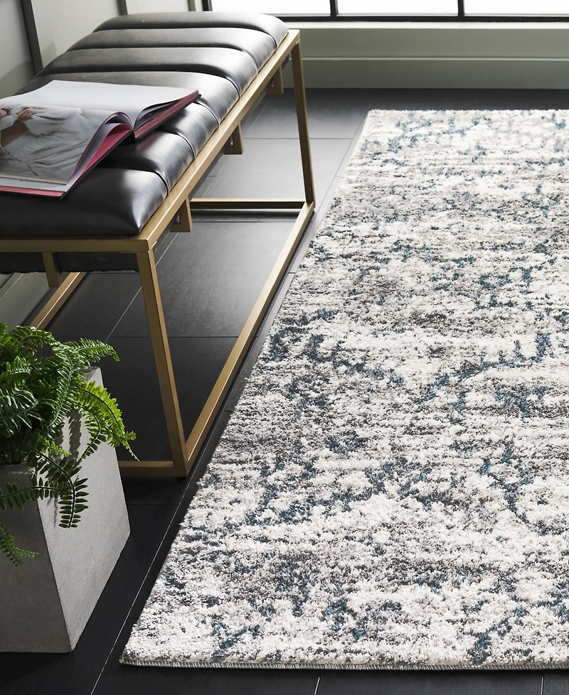 Safavieh 26" x 8" x 8" 2'2"x8' Runner Area Rug