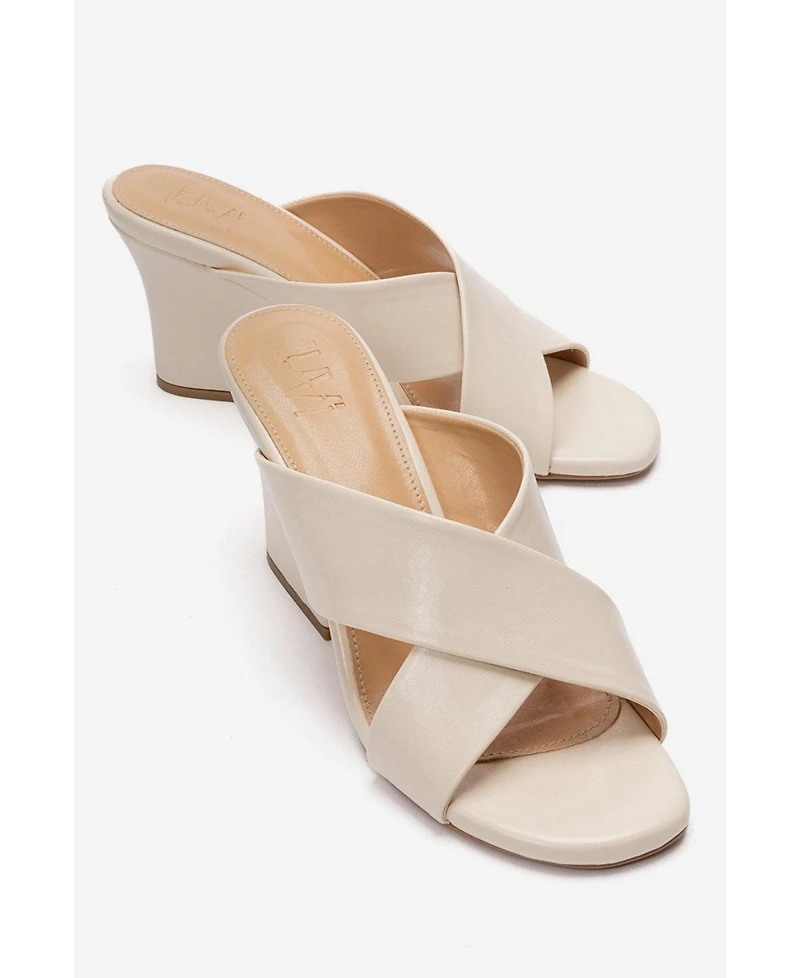 Prologue Shoes Women's Yavin Cross Strap Wedge Sandal