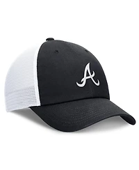 Nike Women's Navy/White Atlanta Braves Club Trucker Adjustable Hat