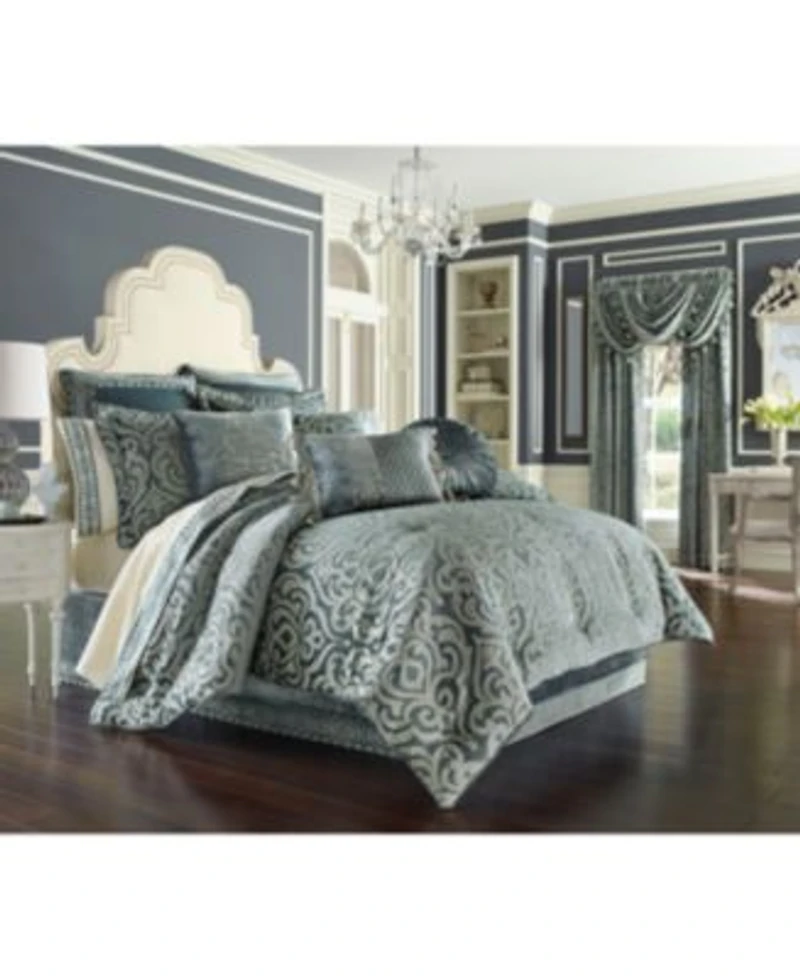 J Queen New York Sicily Comforter Sets