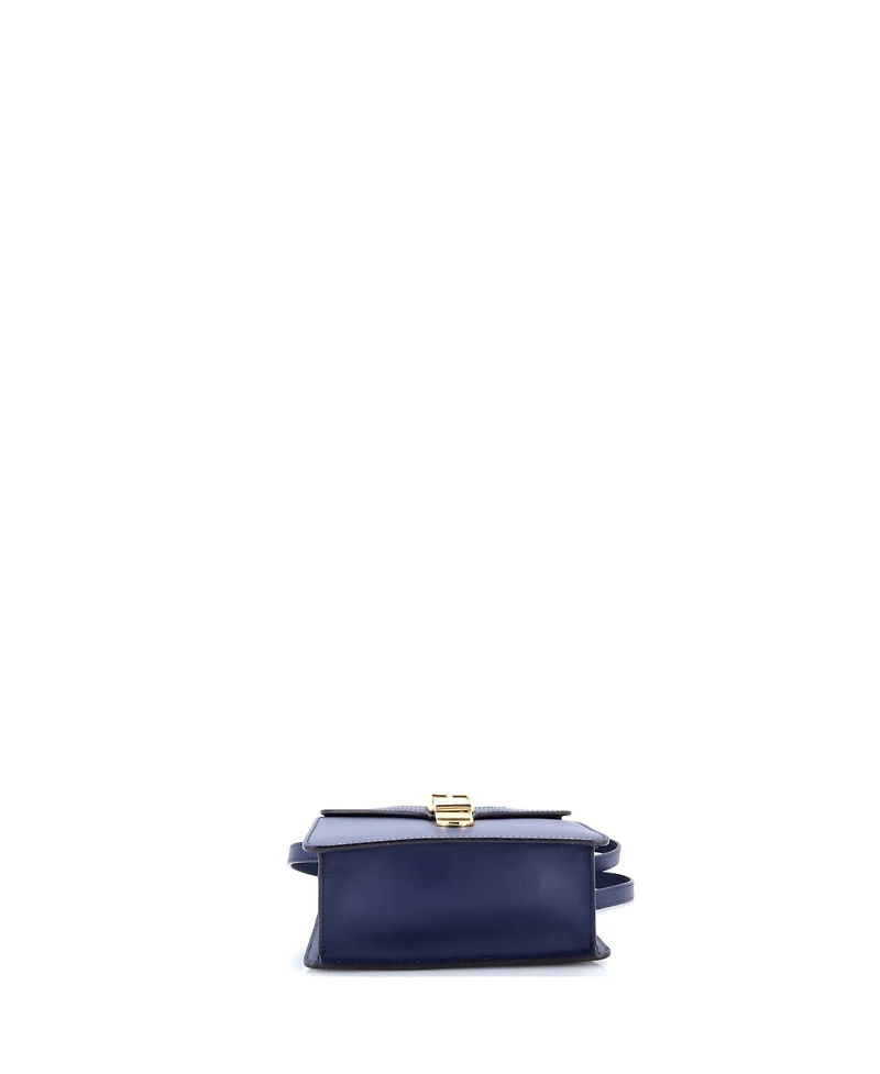 Pre-Owned Gucci Mini Sylvie Top Handle Bag Leather