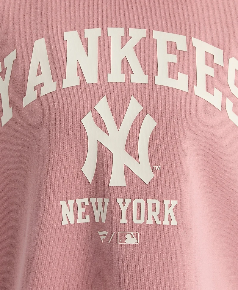 Fanatics Women's New York Yankees Boxy-Crop T-Shirt
