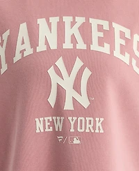 Fanatics Women's New York Yankees Boxy-Crop T-Shirt