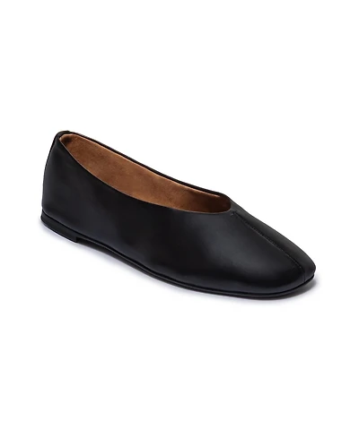 Bernardo Footwear Meredith Round-Toe Ballet Flats