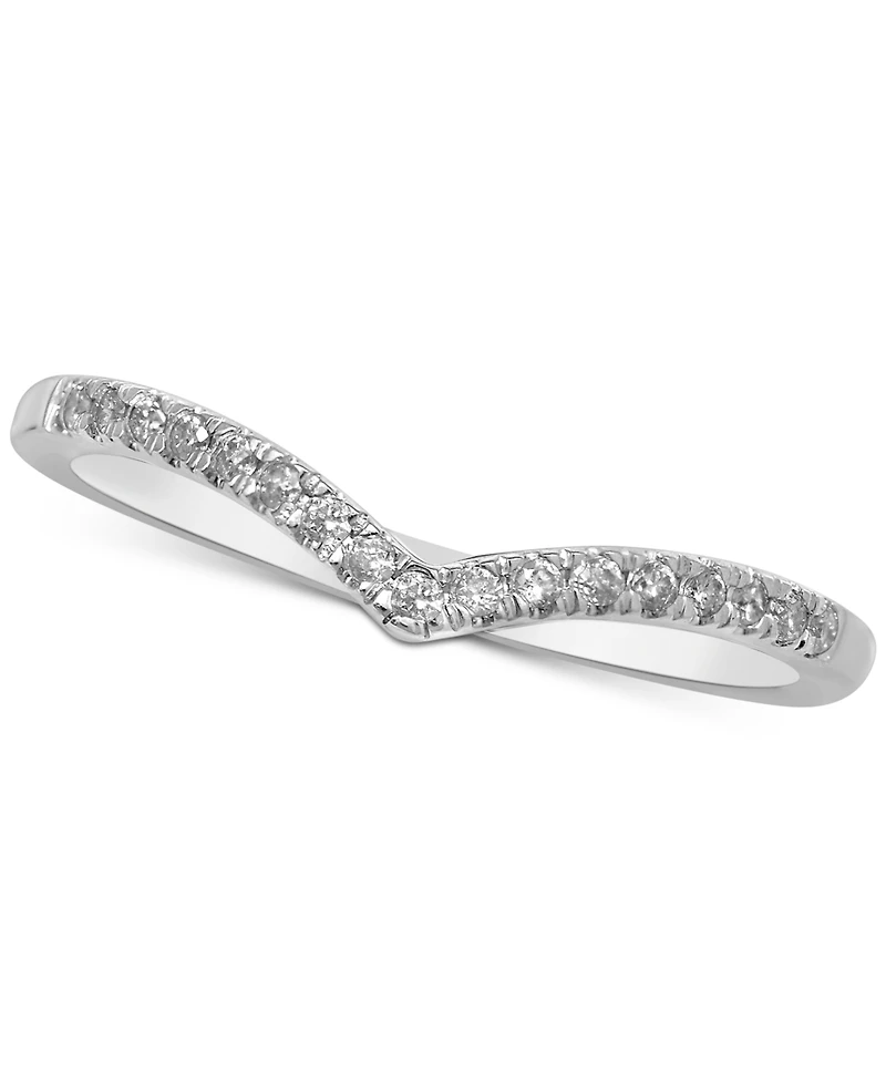 Diamond "V" Stackable Ring (1/10 ct. t.w.)