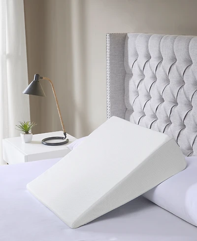 Madison Park Bed Wedge Pillow