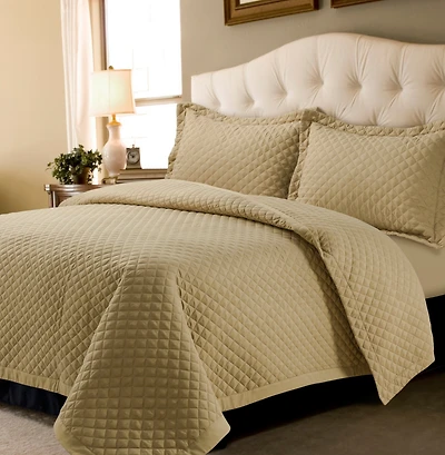 Tribeca Living Brisbane Microfiber Solid Oversized Quilt Set