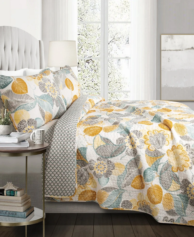 Lush Decor Lovely Leaf 3-Pc Set Quilt Set, King