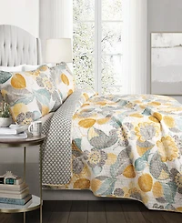 Lush Decor Lovely Leaf 3-Pc Set Quilt Set, King