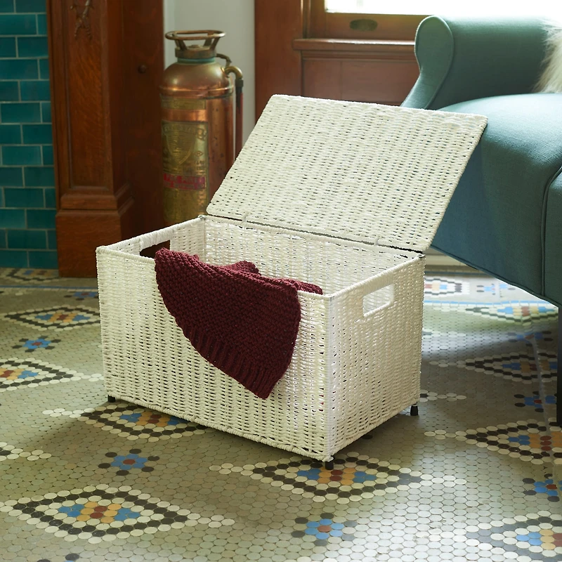Household Essentials Small Wicker storage Chest, White