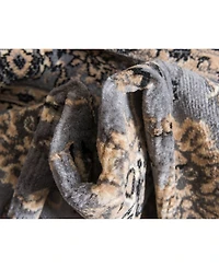 Bayshore Home Arnav Arn1 5' x 8' Area Rug