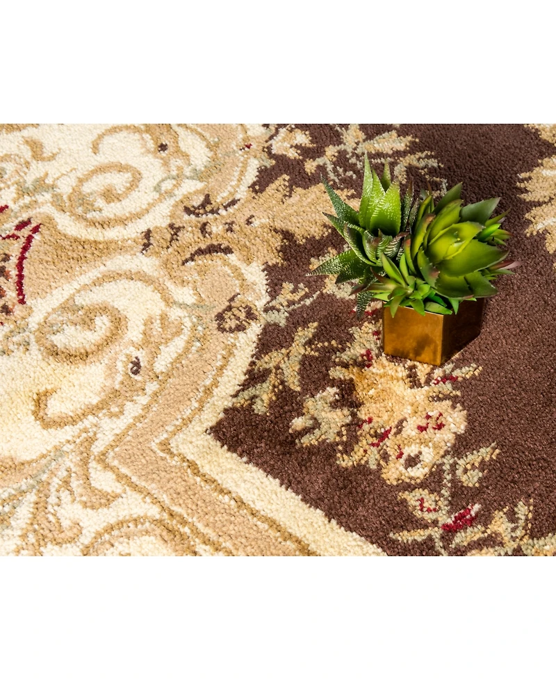 Bayshore Home Belvoir Blv3 8' x 10' Area Rug