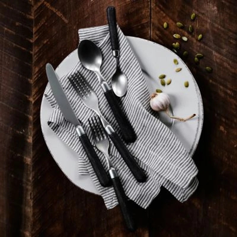 Vietri Albero Wood Flatware Collection