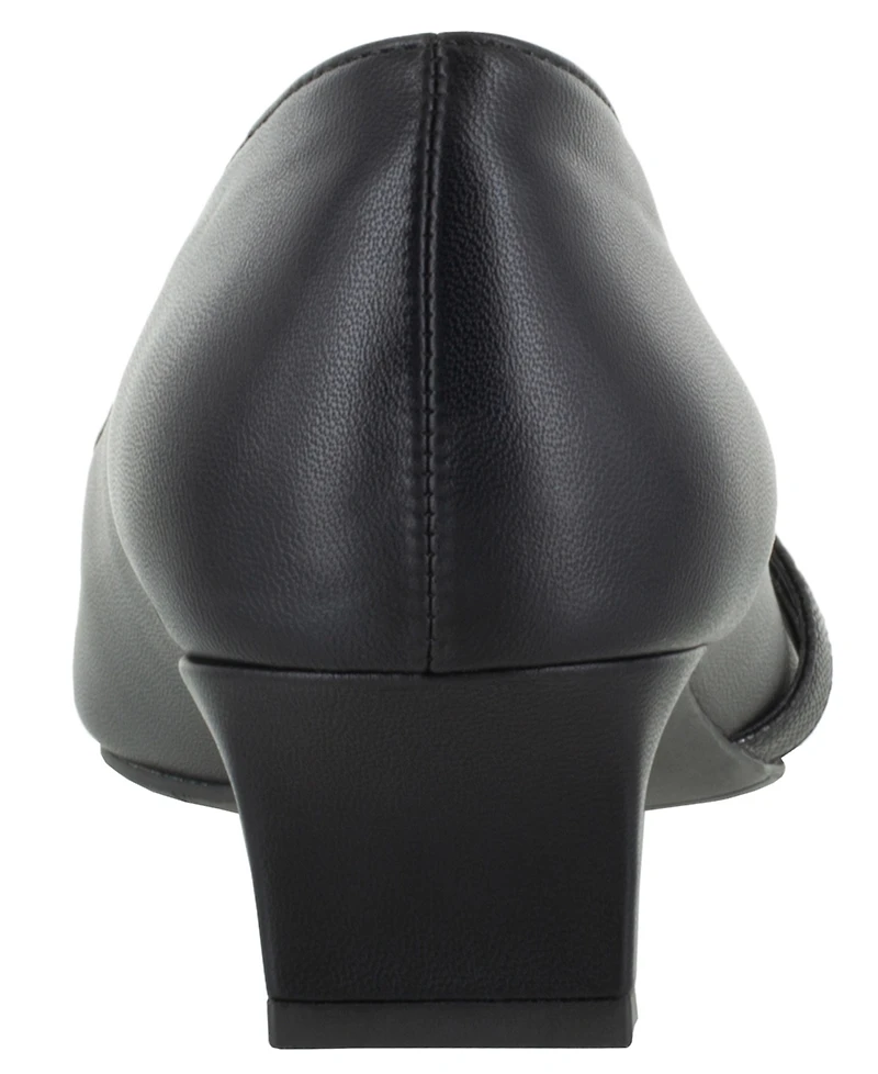 Easy Street Entice Squared toe Pumps