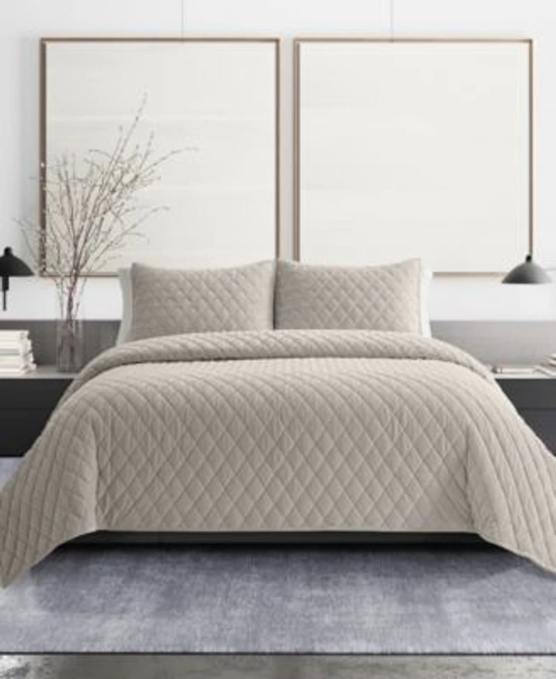 Vera Wang Diamond Velvet Quilt Sham Set