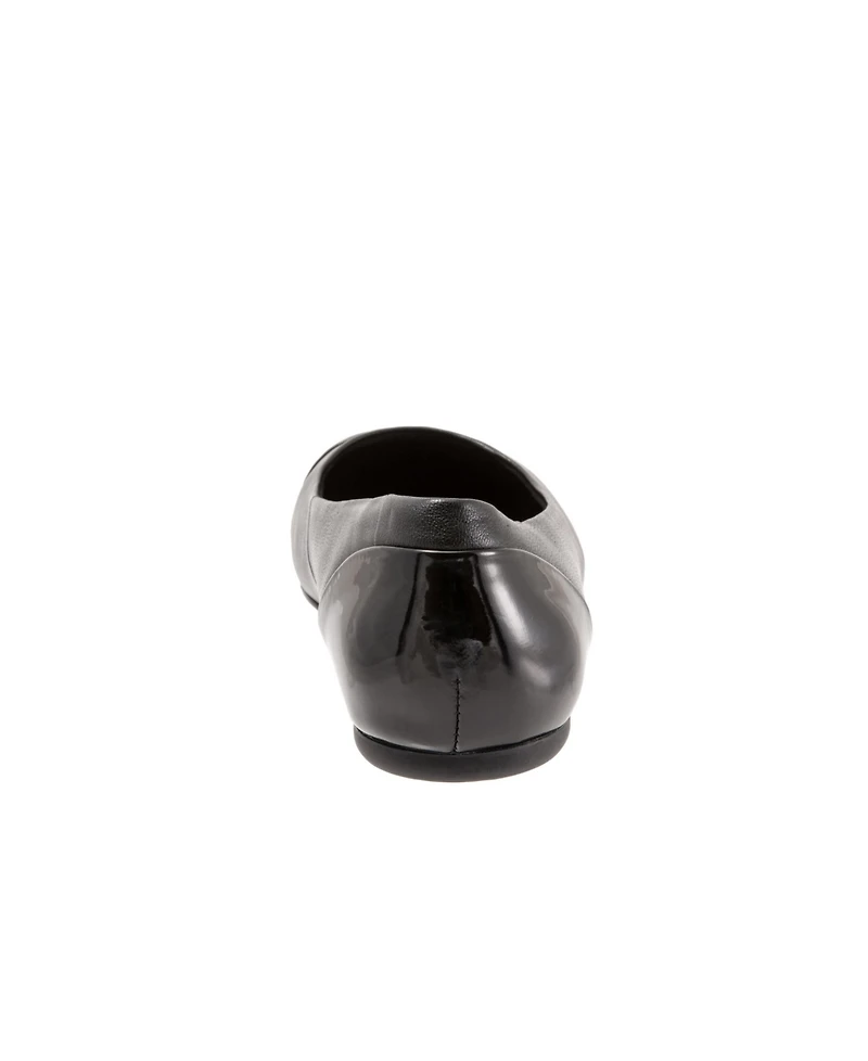 Softwalk Sonoma Cap Toe Flat