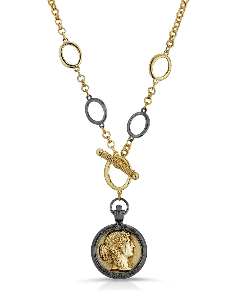 2028 Toggle Cameo Necklace