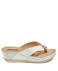 Gc Shoes Women's Dafni Thong Comfort Wedge Sandals