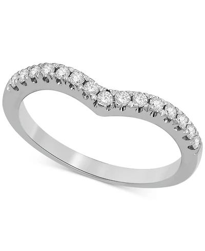 Diamond Chevron Band (1/4 ct. t.w.) 14k White or Yellow Gold