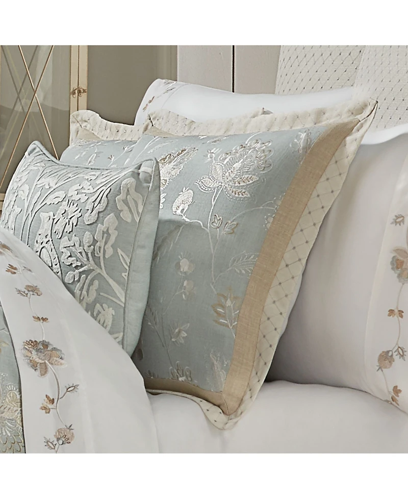 J Queen New York Garden View 4-Pc. Comforter Set, California King