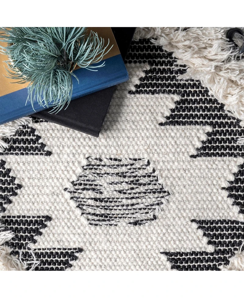 nuLoom Savannah SPMO01A Black 5' x 8' Area Rug