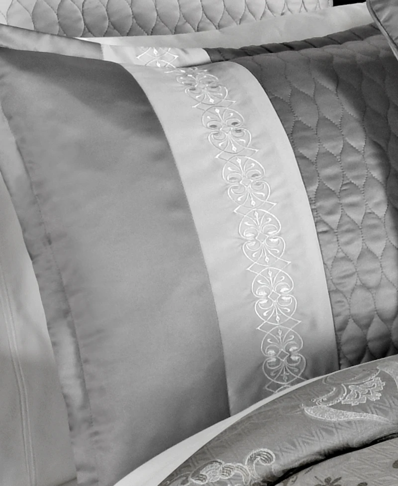 Riverbrook Home Kacee 12-Pc. Comforter Set, Queen