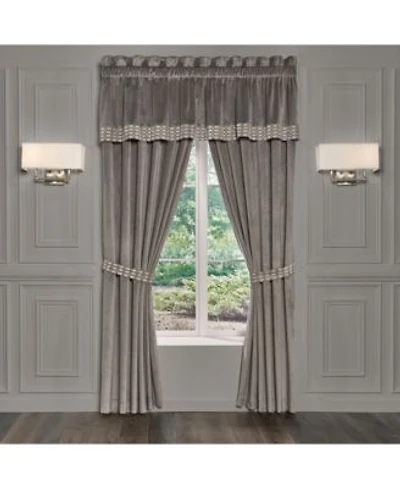 J Queen New York Belvedere Window Treatments