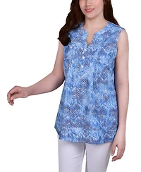Women's Sleeveless Pintucked Blouse