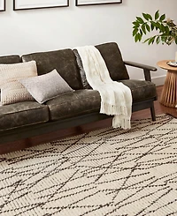 Chris Loves Julia Alice Ali- 5'2" x 7'6" Area Rug