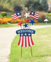 Glitzhome Wooden and Metal Patriotic Flags Yard Stake or Wall Decor Kd, Two Function, 30.25"