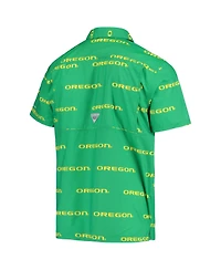 Men's Green Oregon Ducks Super Slack Tide Omni-Shade Button-Up Shirt
