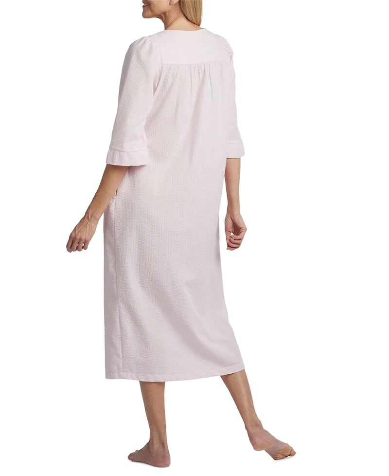 Miss Elaine Long Zipper Embroidered Seersucker Robe