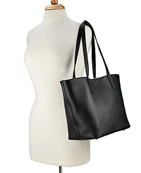 GiGi New York Women's Teddie Tote Bag